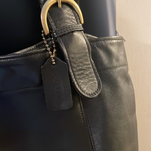 COACH - Picture 6 of 8